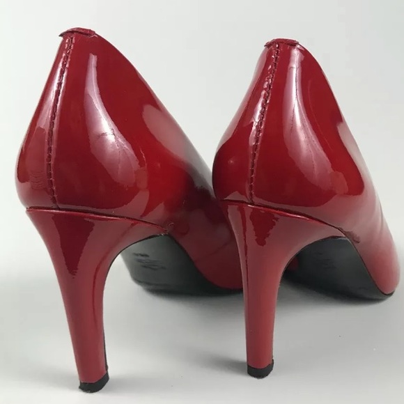 Via Spiga Frankie Scarlet RED Patent PeepToe Pump - Picture 5 of 8
